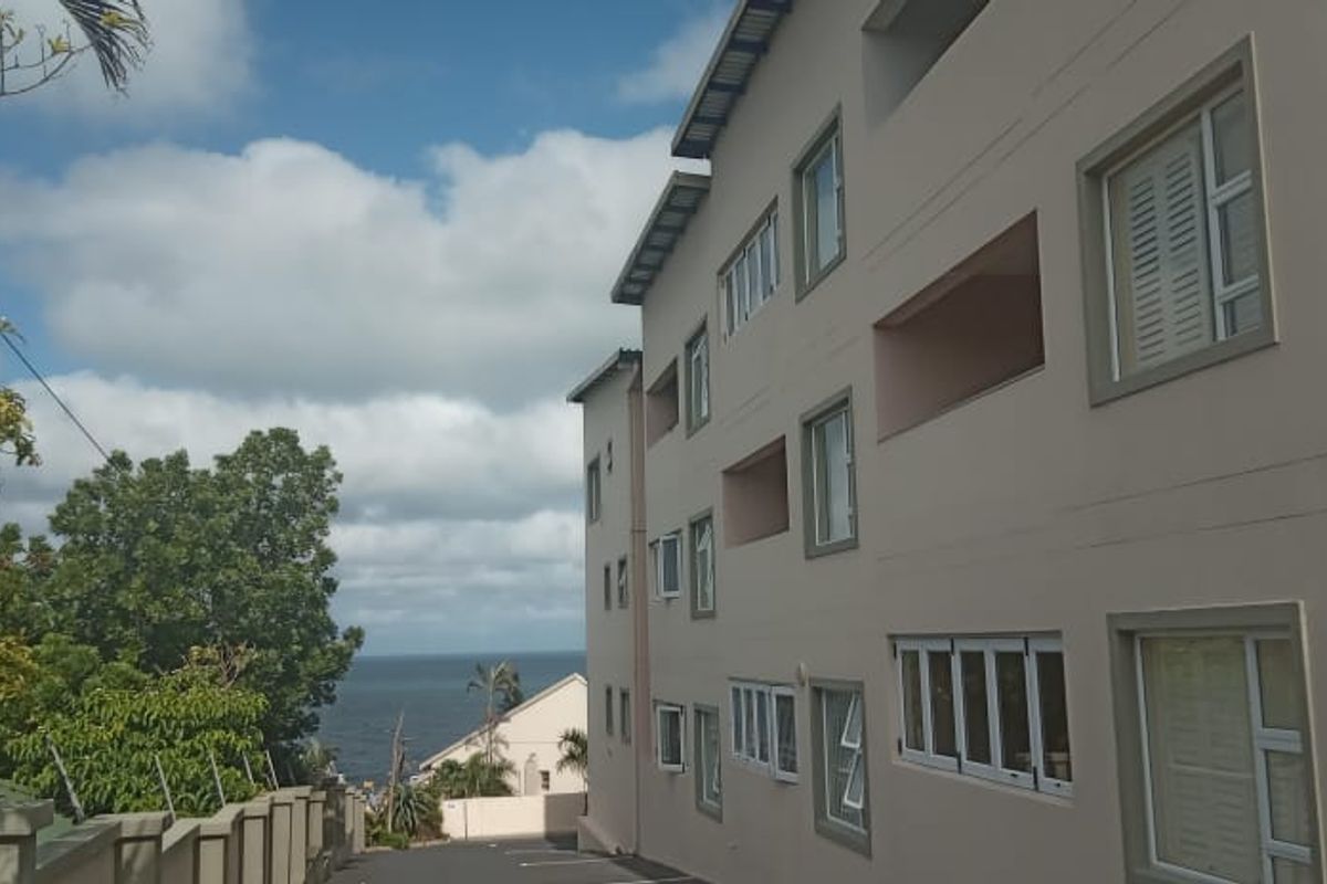 Beautiful Ground Floor Unit in Coastal Uvongo - Photo 2