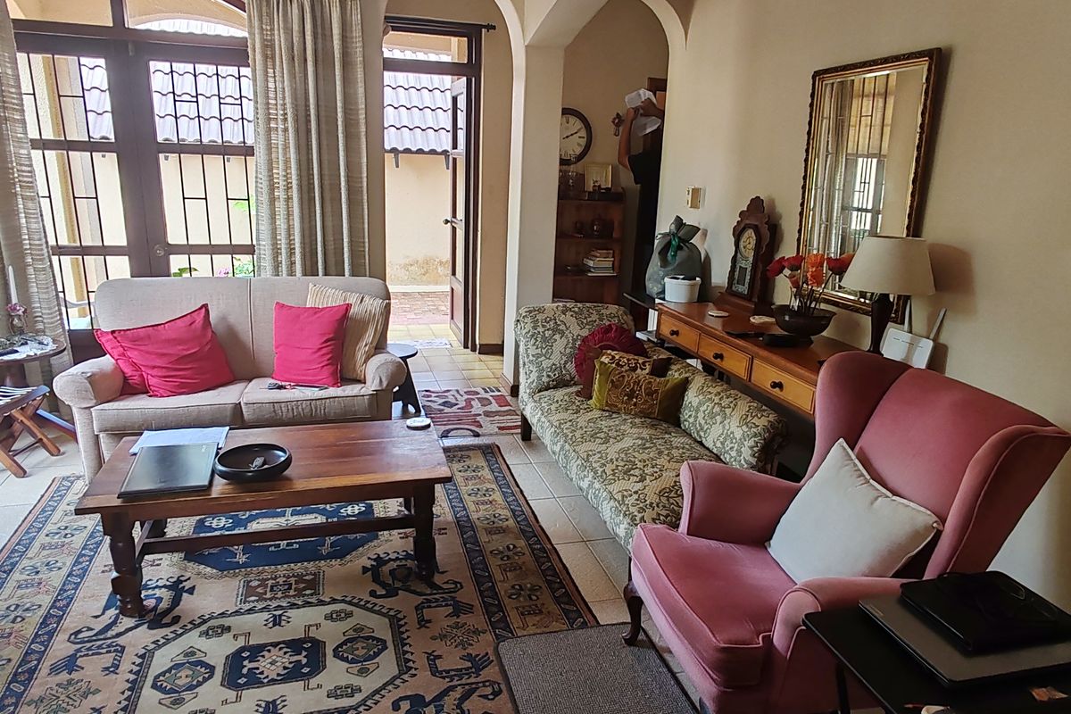 Charming Coastal Duplex in Uvongo | Easy Living with Modern Comforts - Photo 3