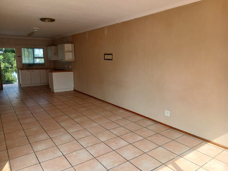 Spacious 3 Bedroom Apartment To Rent in Secure Complex - Photo 6