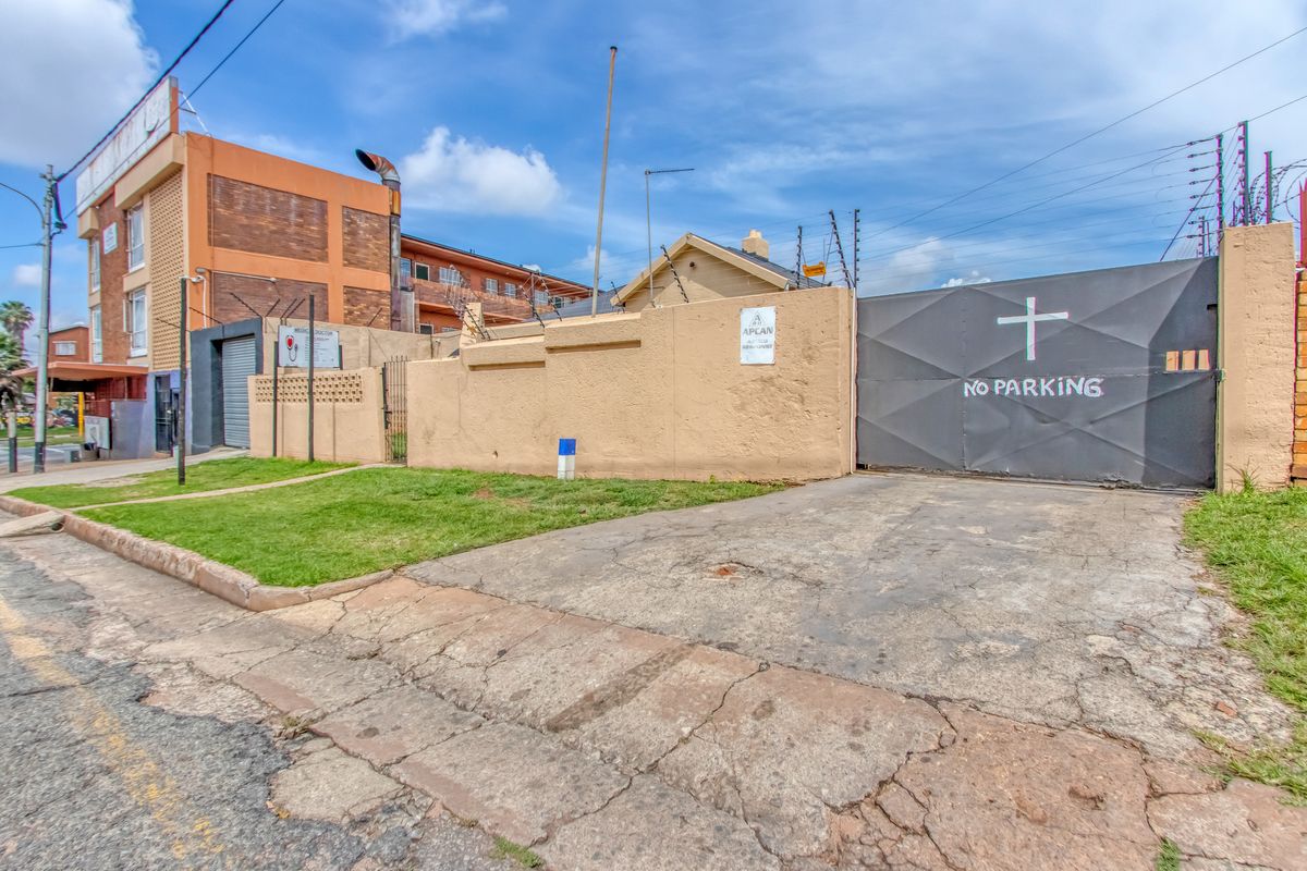 PRIME OFFICE SPACE TO LET IN DELAREY - Photo 2