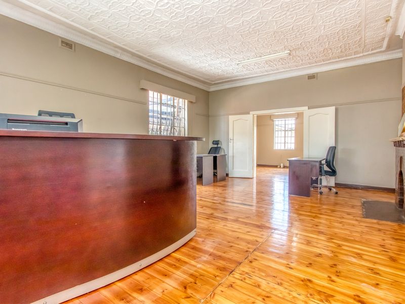 🚨 PRIME OFFICE / HOME IN DELAREY – THIS WILL GO FAST 🚨 - Photo 10