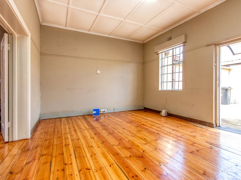 🚨 PRIME OFFICE / HOME IN DELAREY – THIS WILL GO FAST 🚨 - Photo 6