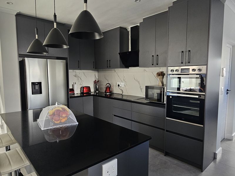 House For Sale In Blouberg - Photo 5