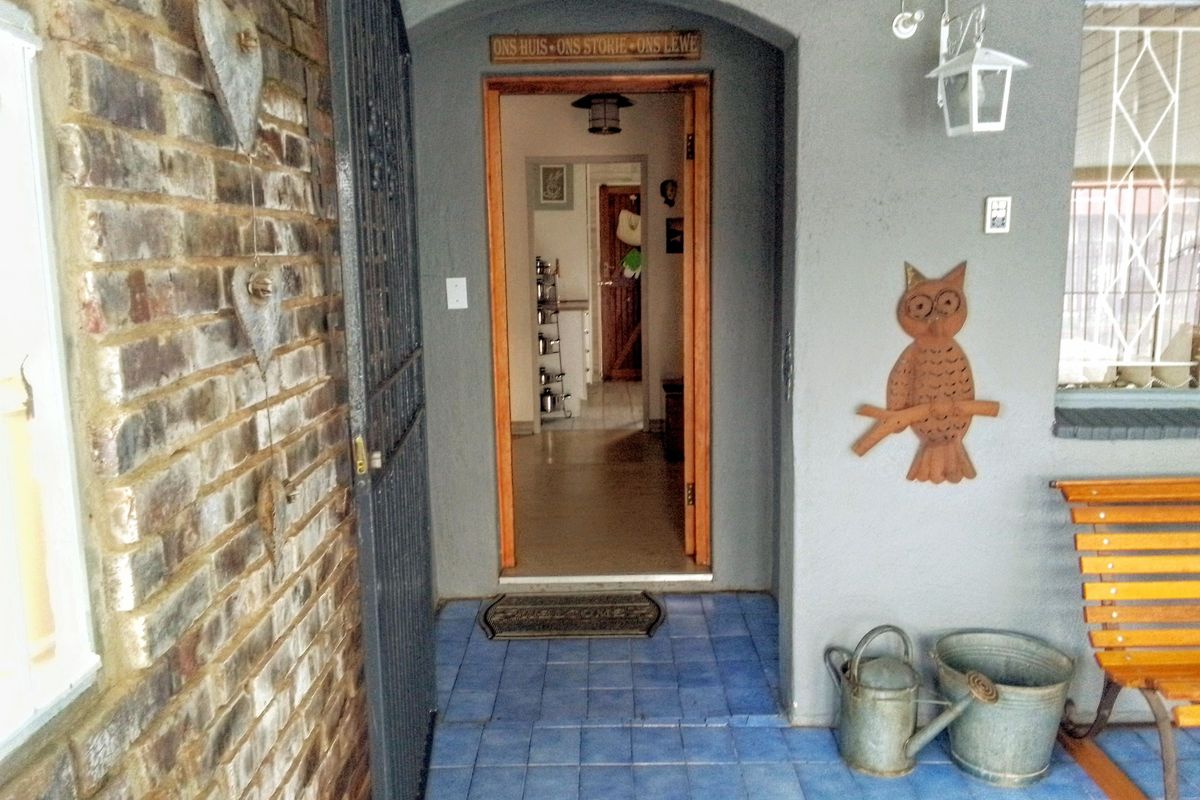 Immaculate 3 Bedroom house now available! - Photo 4