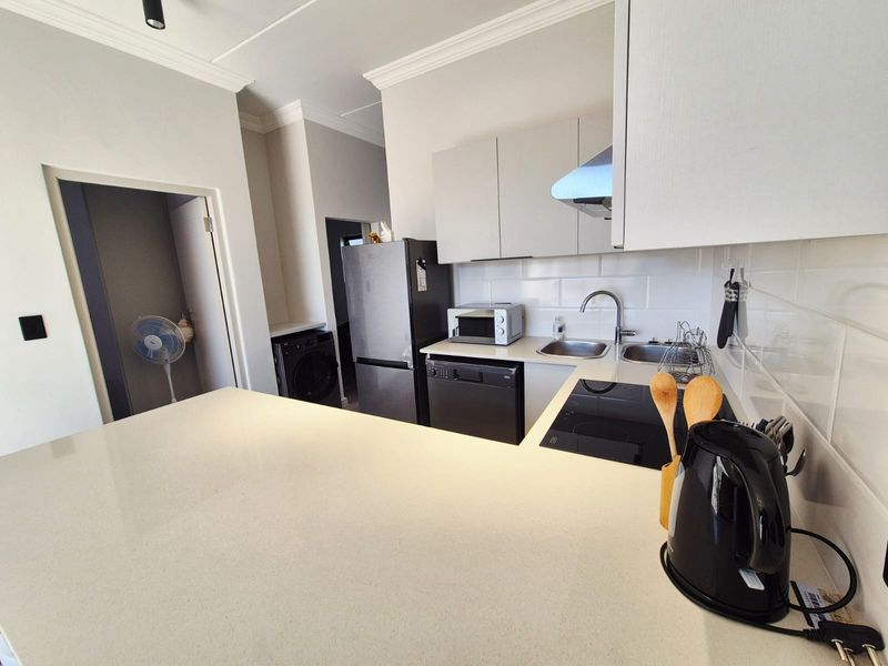 **Opulent Urban Oasis in null, Cape Town** - Photo 7