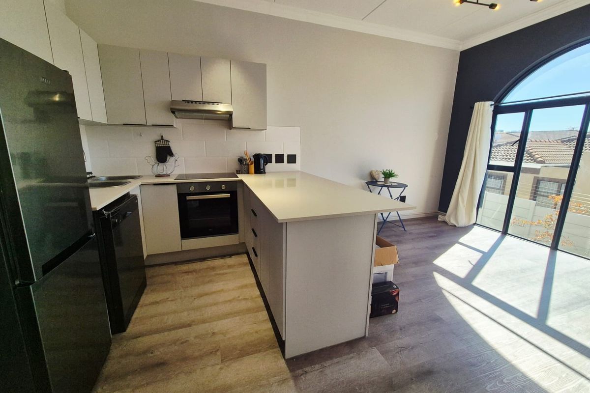 **Opulent Urban Oasis in null, Cape Town** - Photo 3