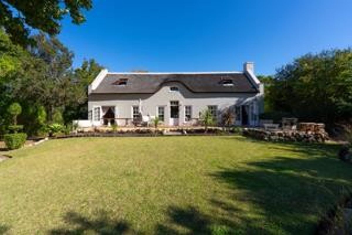 5-Bedroom Sanctuary in Greyton - Photo 4