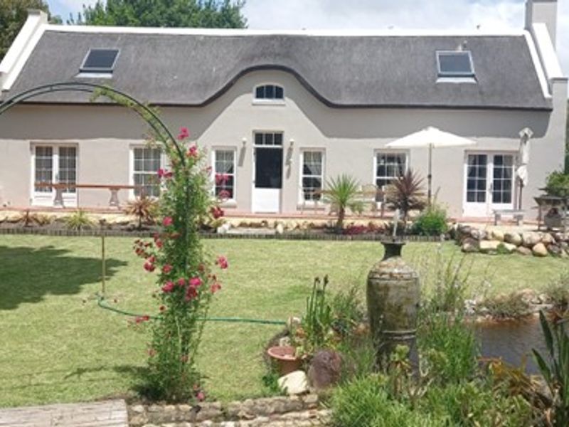 5-Bedroom Sanctuary in Greyton - Photo 5