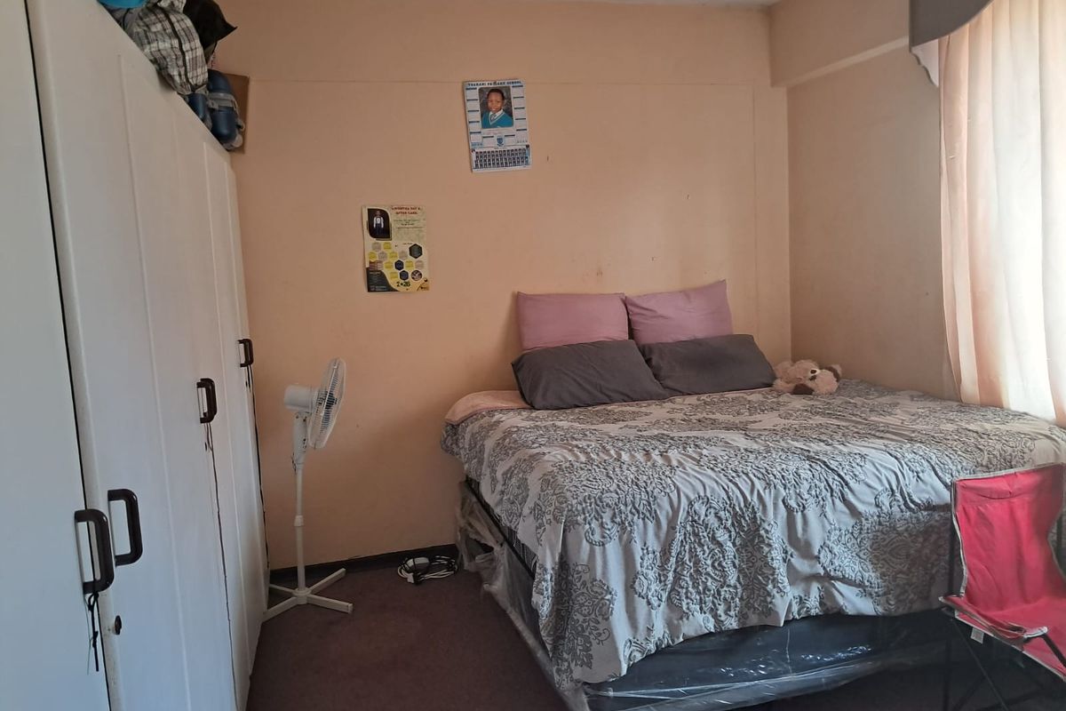 2 Bedroom Flat in Krugersdorp Central - Photo 5