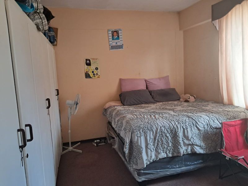 2 Bedroom Flat in Krugersdorp Central - Photo 5