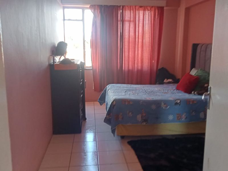 2 Bedroom Apartment for Sale - Photo 9