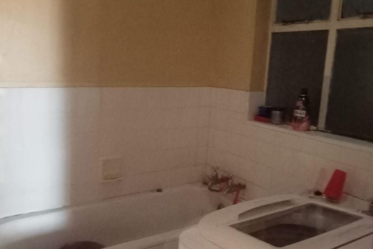 2 Bedroom Apartment for Sale - Photo 4
