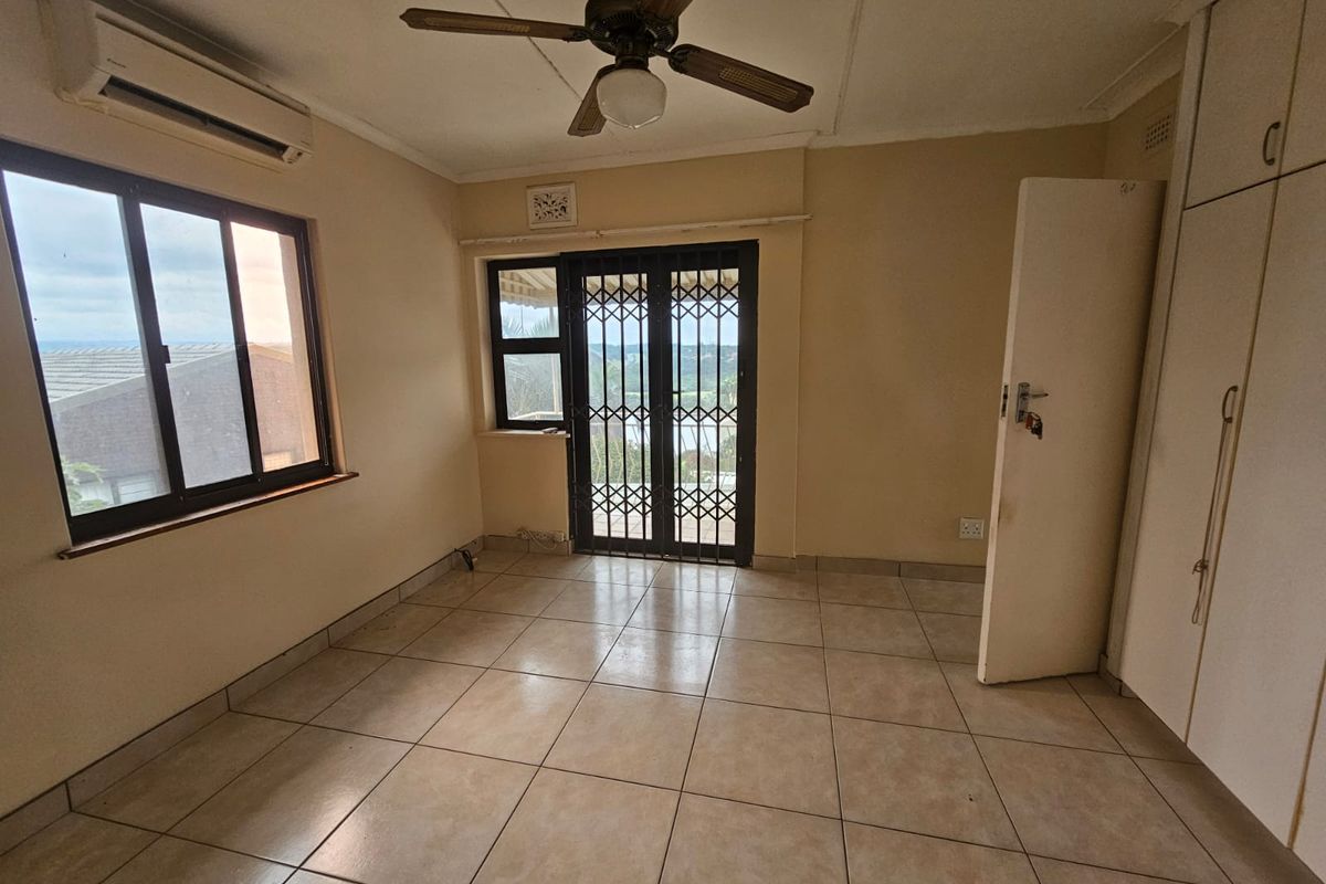 DECEASED ESTATE. HUGE DUPLEX FOR SALE - Photo 5
