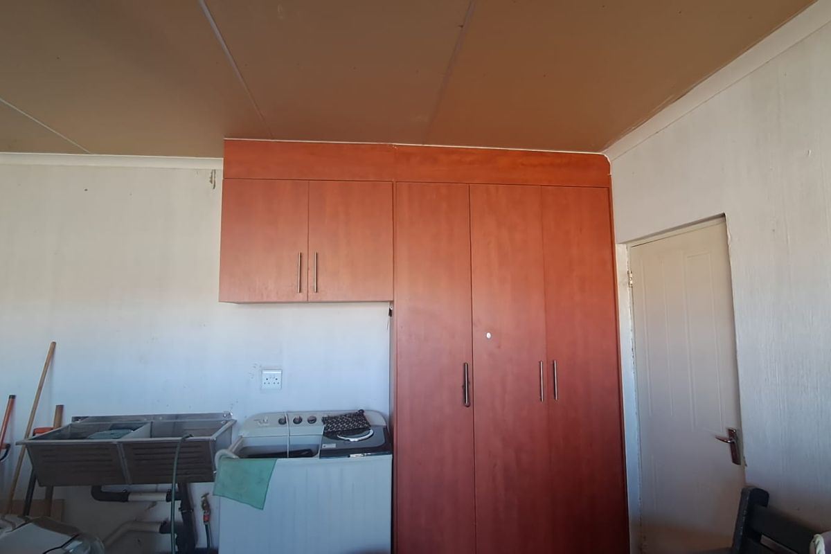 3 Bedroom House To Rent in Heritage Manor Secure Complex - Photo 3