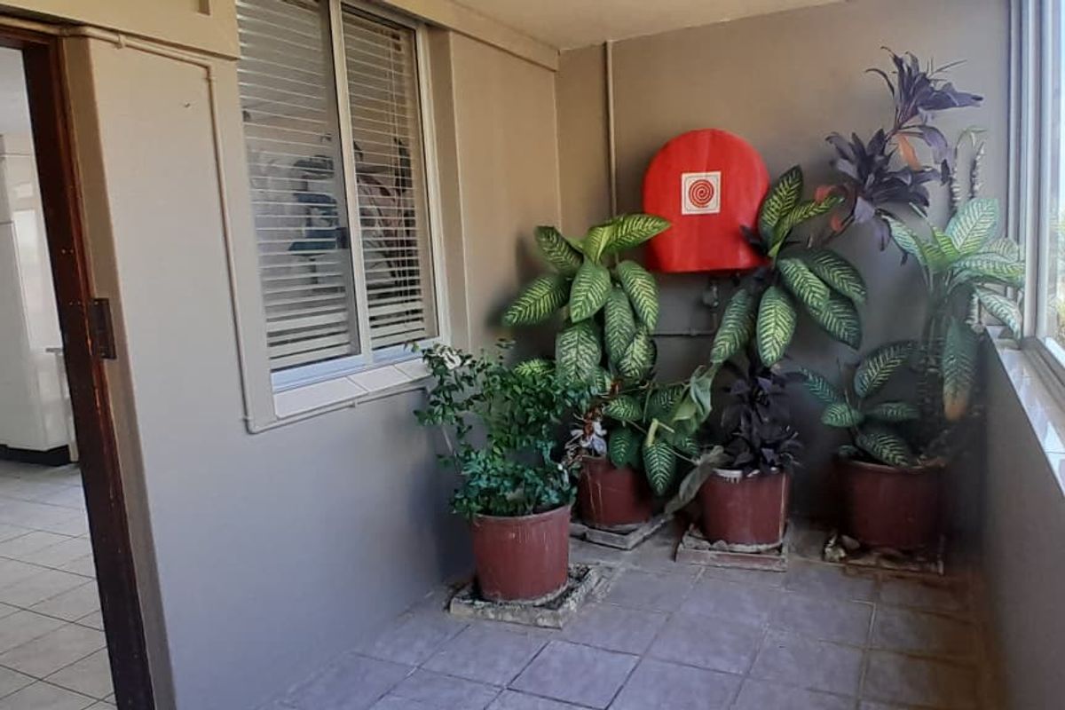Exceptional Beachfront Property – Margate - Photo 2