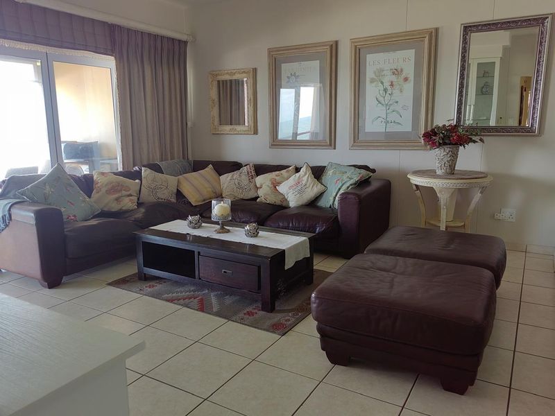 Margate Beachfront high-end holiday investment unit sold furnished - Photo 6