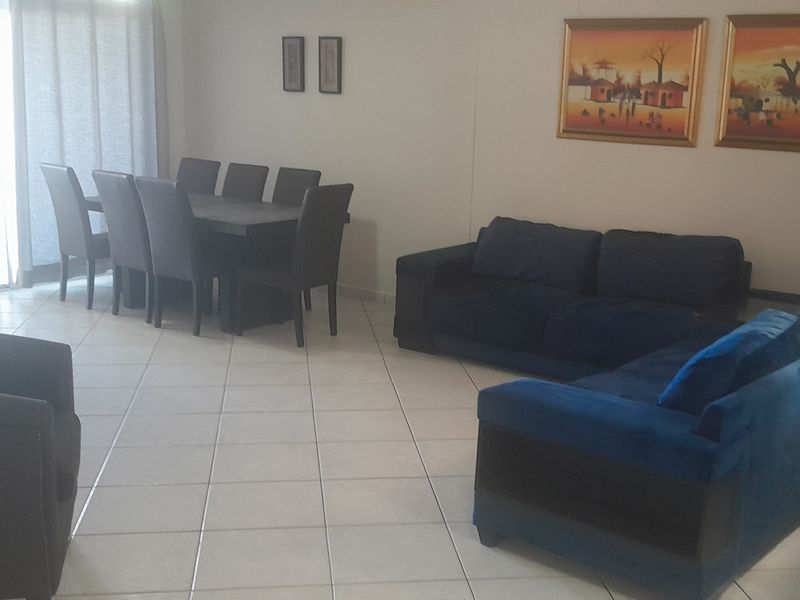 Newly  Renovated unit - Photo 5