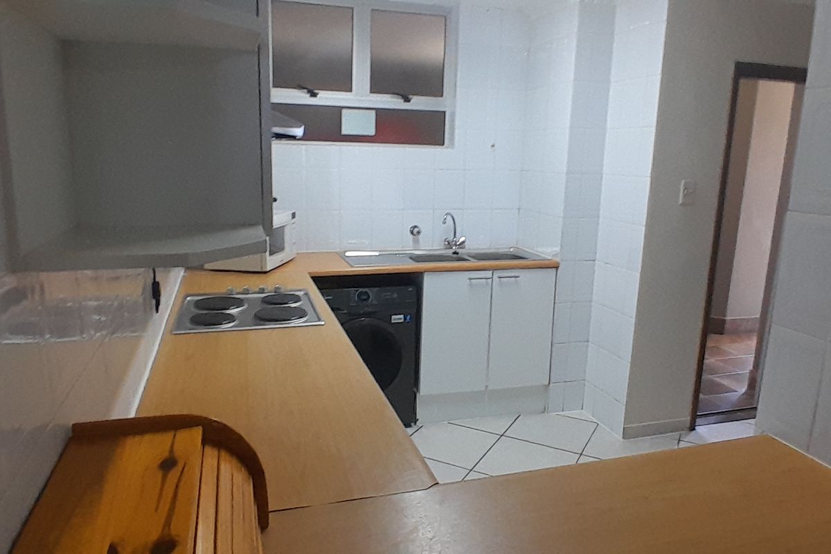 Newly  Renovated unit - Photo 4