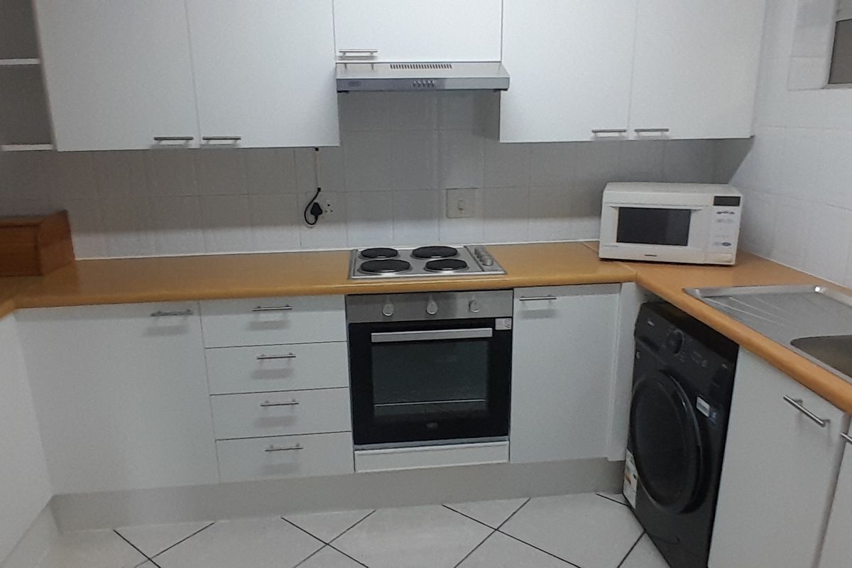 Newly  Renovated unit - Photo 2