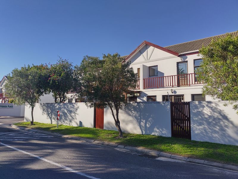 Townhouse For Sale In Blouberg - Photo 2