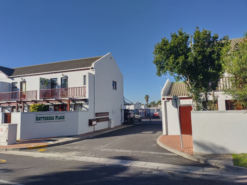 Townhouse For Sale In Blouberg - Photo 4