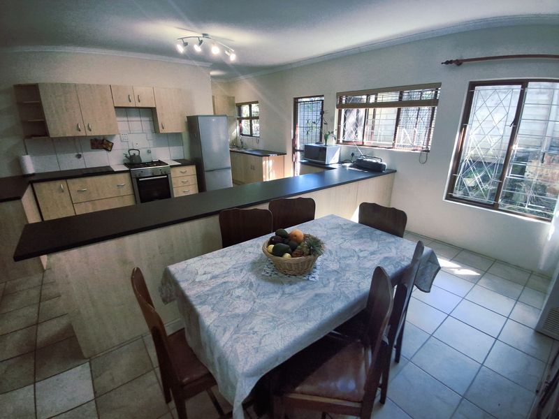 Family Coastal Home with Solar - Photo 8