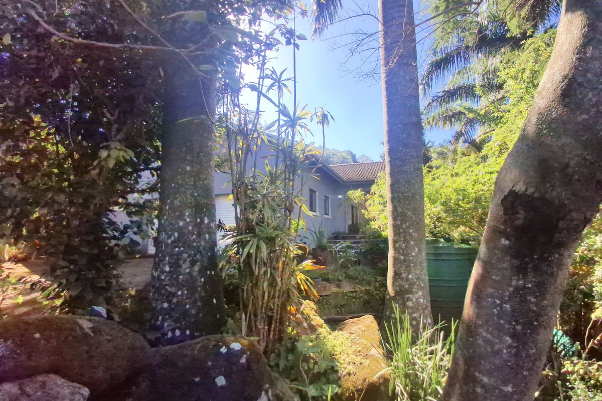 Family Coastal Home with Solar - Photo 2
