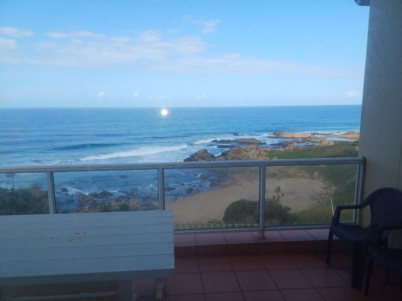 beach front3 Bedroom Renovatr's dream - Photo 3