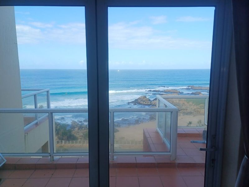 beach front3 Bedroom Renovatr's dream - Photo 5