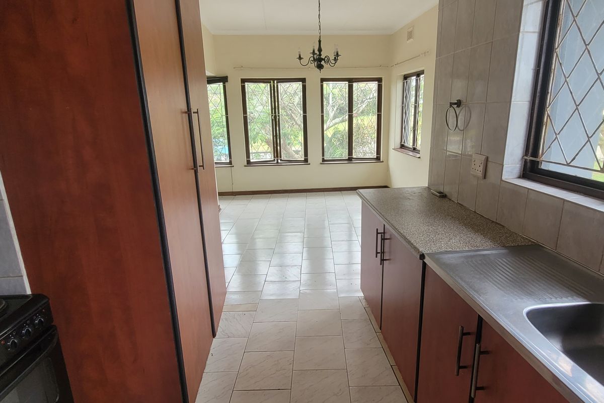 Flat Rental Monthly In Amanzimtoti - Photo 2