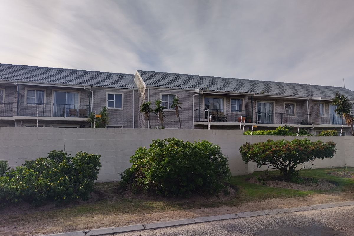 Apartment For Sale In Blouberg - Photo 2