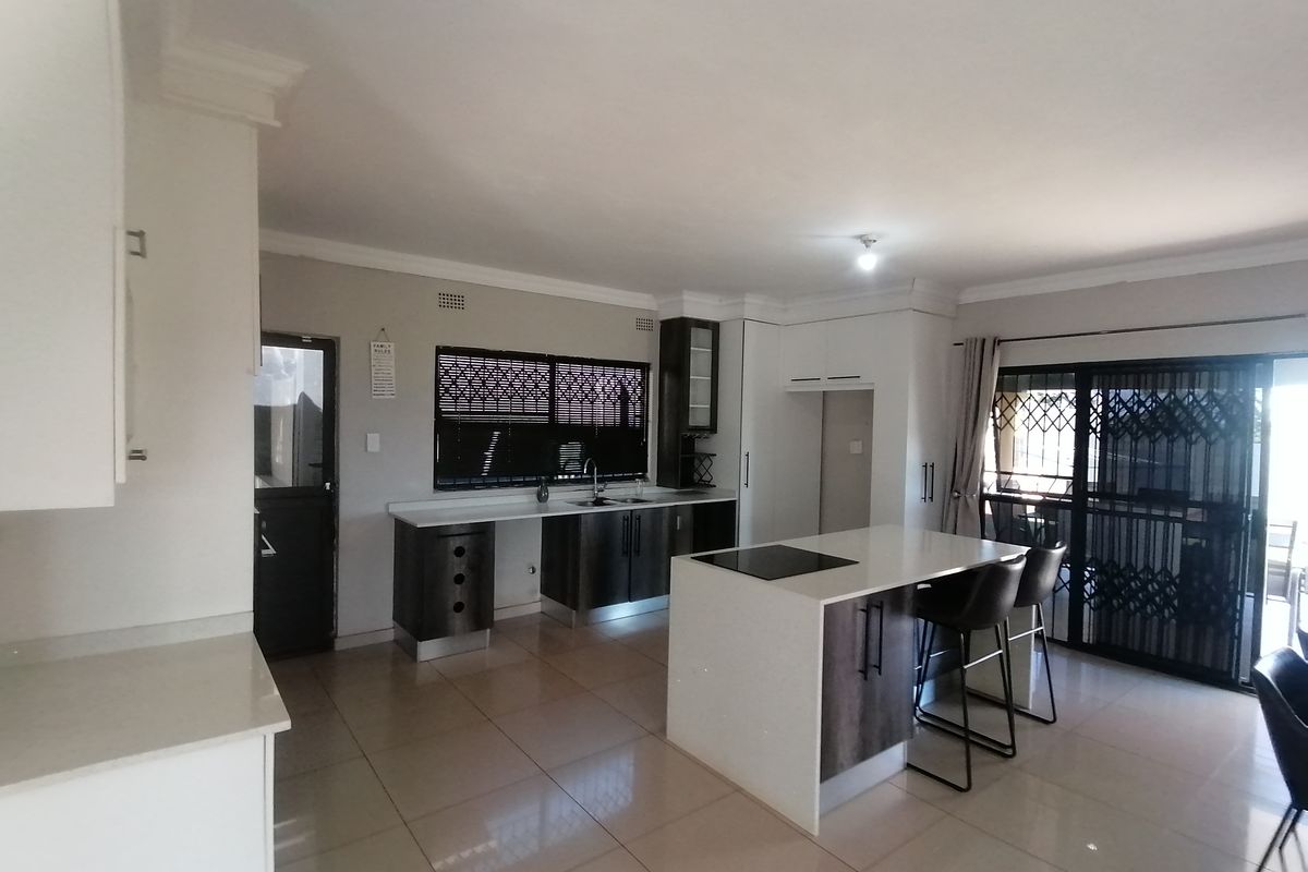modern living - room to grow - Photo 5