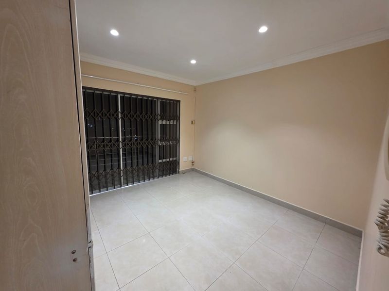 Charming Sea-View Apartment in Prime– Warner Beach - Photo 10