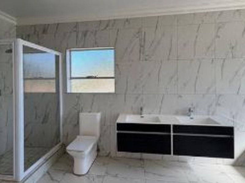 ULTIMATE OFF-GRID LUXURY ESTATE | 1HA | MULTI-DWELLING | MOOIKLOOF. - Photo 10