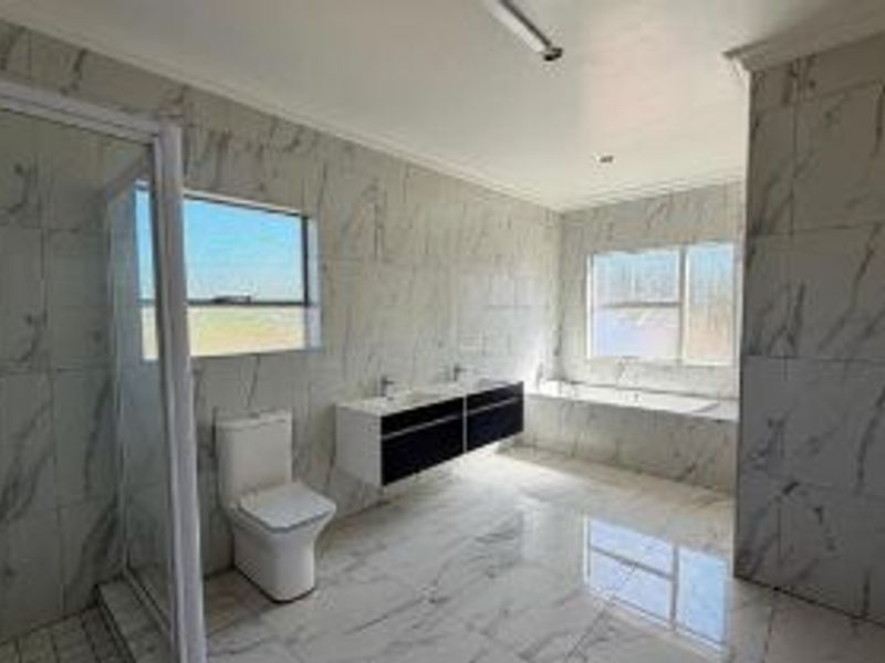 ULTIMATE OFF-GRID LUXURY ESTATE | 1HA | MULTI-DWELLING | MOOIKLOOF. - Photo 9