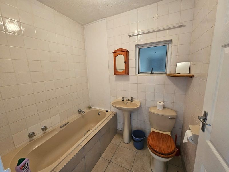 PRIVACY A PRIORITY???? - Photo 9