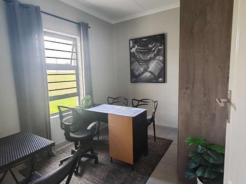 168 UNIT - NEW DEVELOPMENT - A Lifestyle of Space, Style & Sophistication in President Park, Midrand - Photo 7