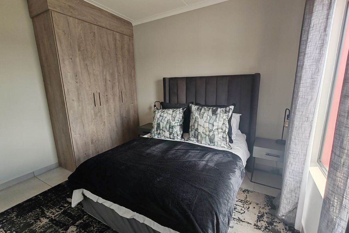 168 UNIT - NEW DEVELOPMENT - A Lifestyle of Space, Style & Sophistication in President Park, Midrand - Photo 4