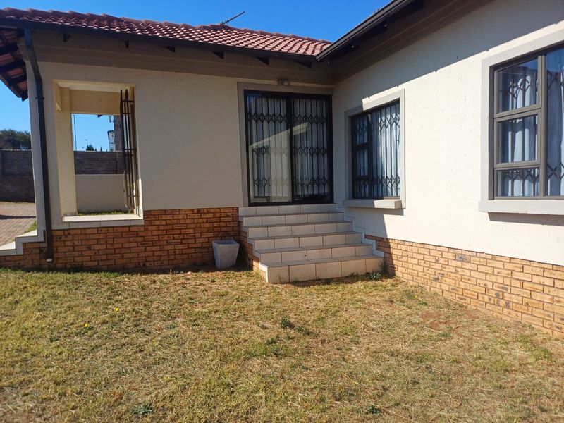 3 Bedroom House For Sale in  Wildtuin Park - Photo 5
