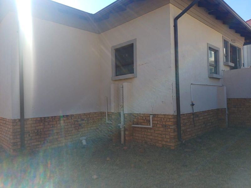 3 Bedroom House For Sale in  Wildtuin Park - Photo 8