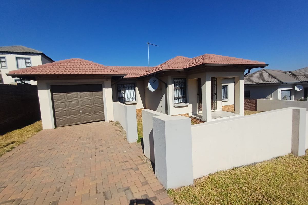3 Bedroom House For Sale in  Wildtuin Park - Photo 4