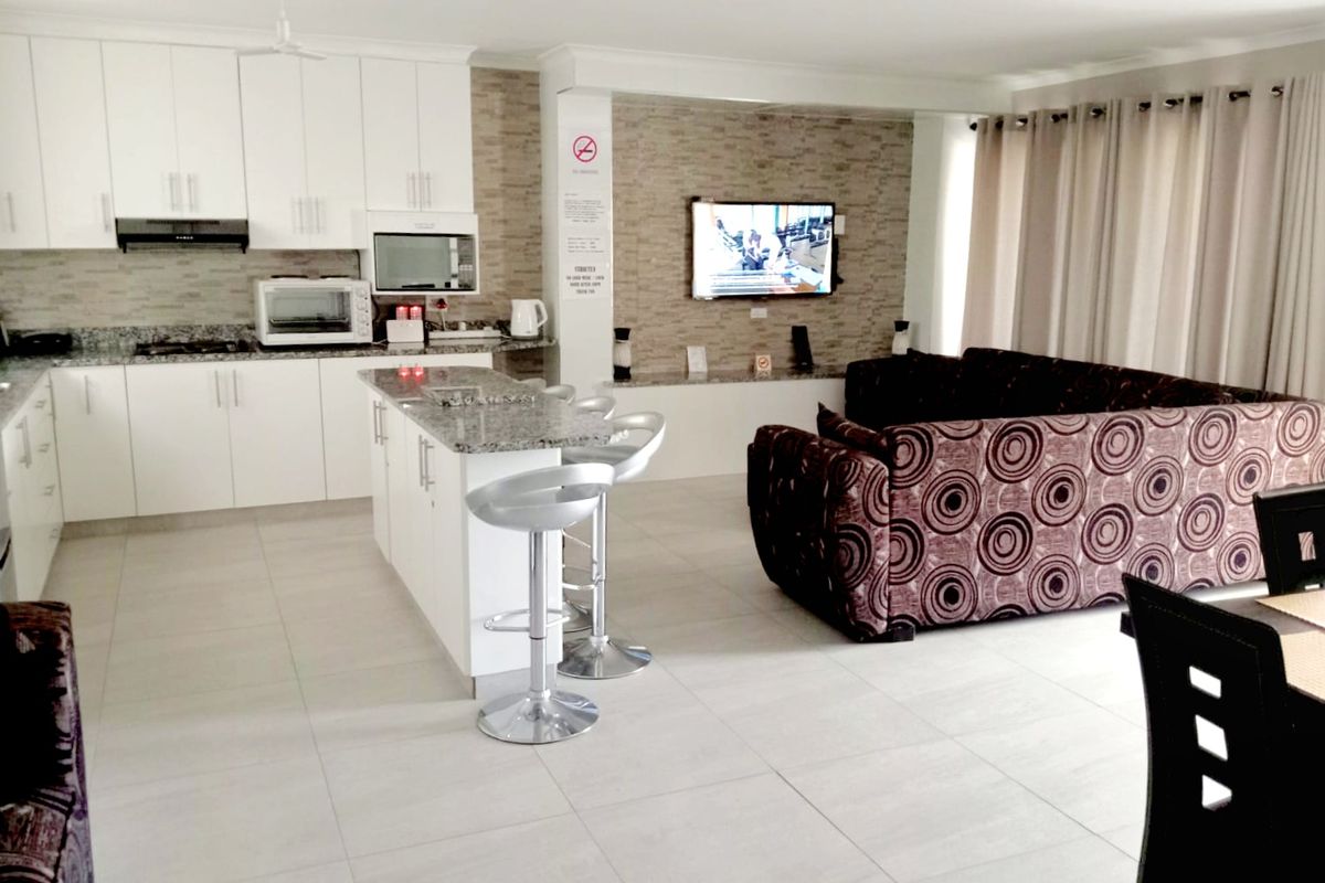 The Perfect Holiday Escape with Serious Investment Potential - Photo 2