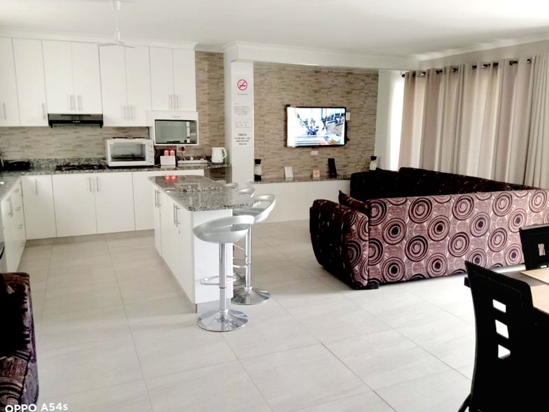 The Perfect Holiday Escape with Serious Investment Potential - Photo 2