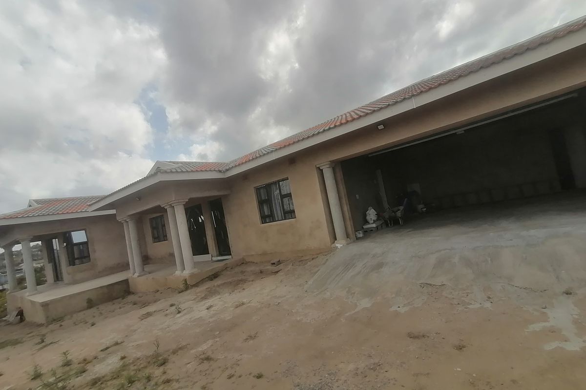 4 BEDROOM HOUSE FOR SALE IN LOVU - Photo 2