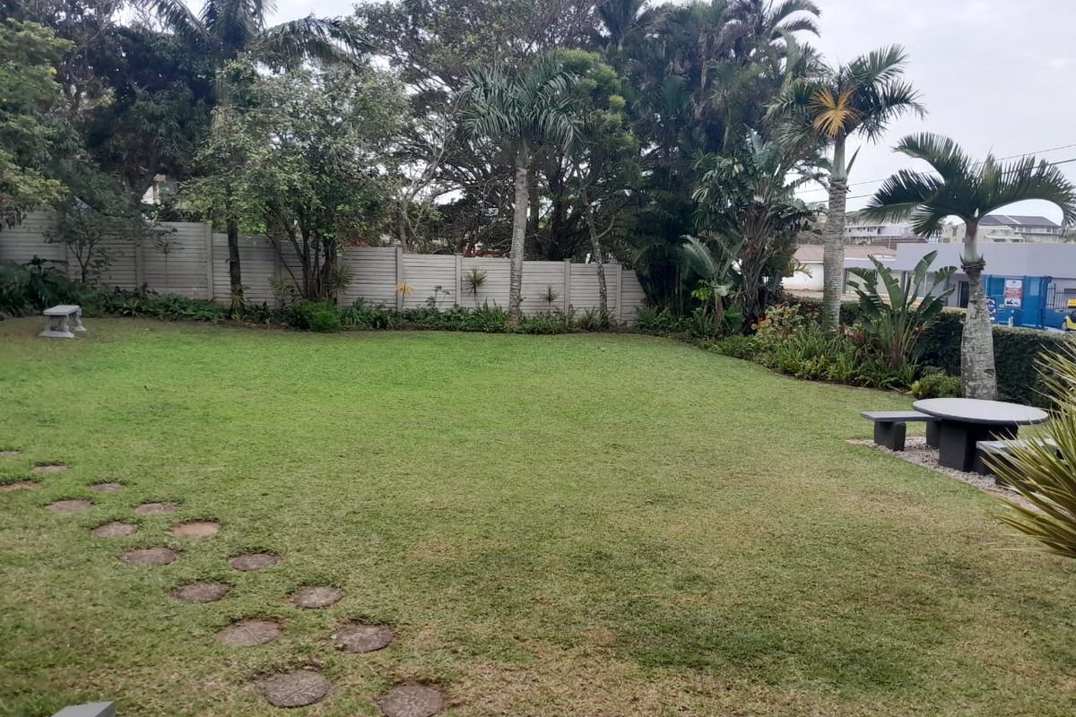 Charming - 1 Bedroom Flat with enclosed balcony - Photo 4