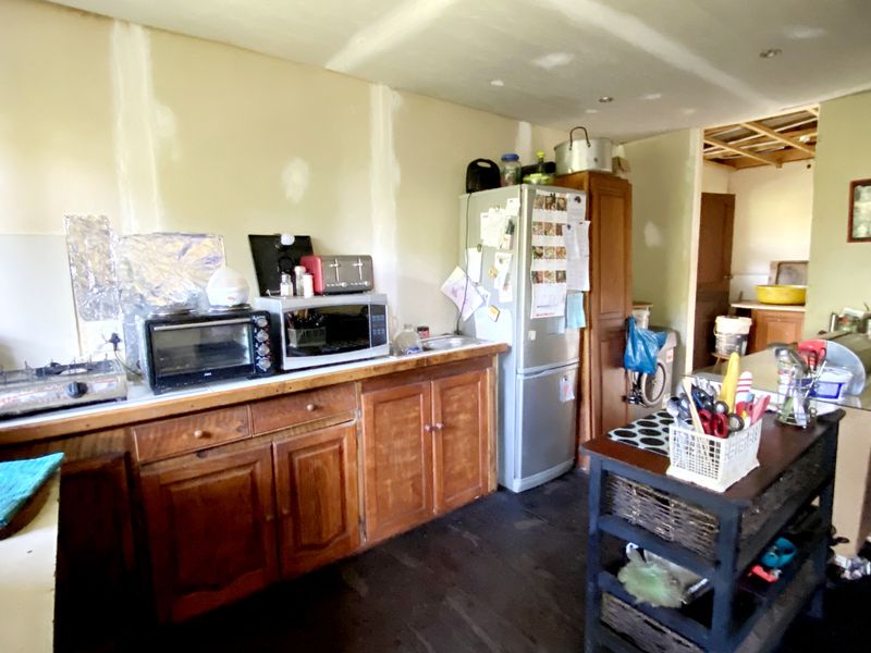 The Fixers Dream, 3 Bedroom Log Home with Expansive Yard and Endless Potential - Photo 8