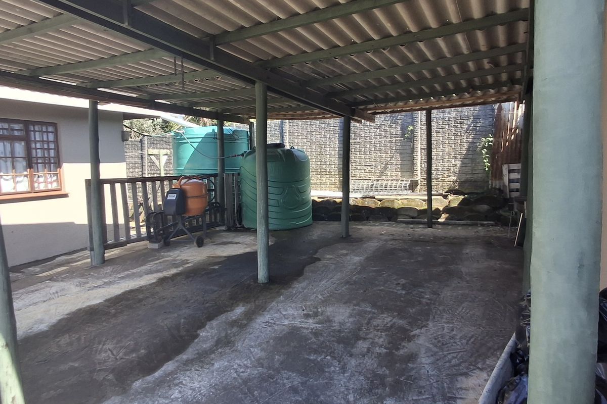 Spacious Coastal Home with Income Potential - Photo 4