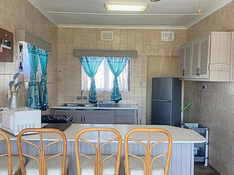 Coastal Living at Its Finest – Prime 2-Bedroom Apartment 20 meters from the beach. - Photo 6