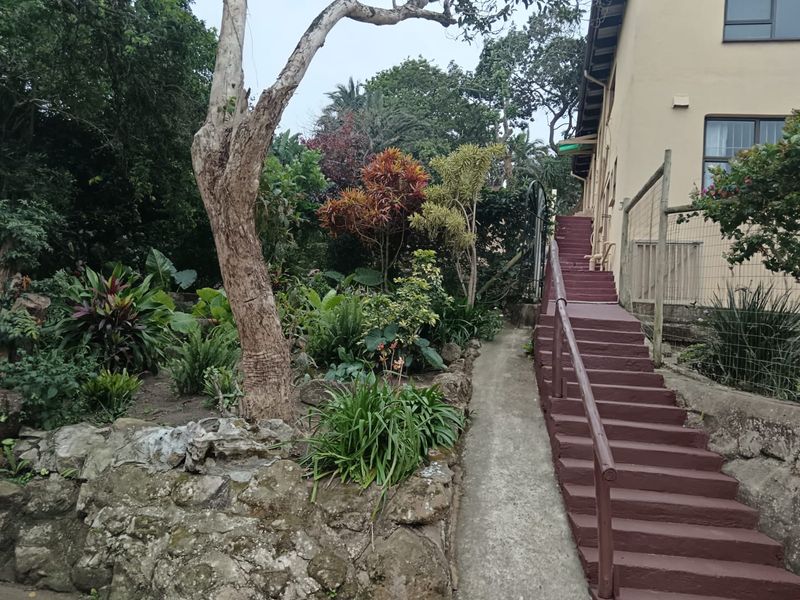 Where coastal living meets comfort and space - Photo 2