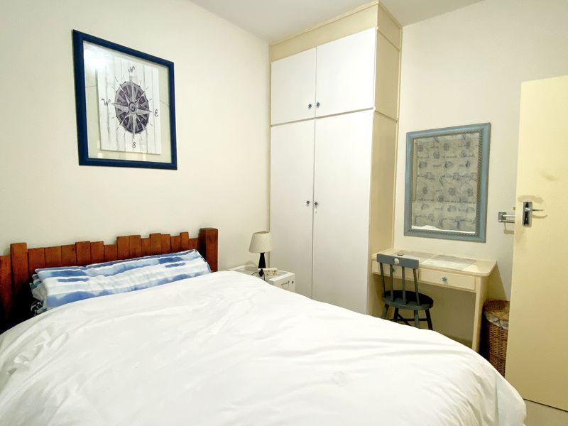 Beachfront Bliss with 2 Bedrooms Fully Furnished Coastal Luxury - Photo 7